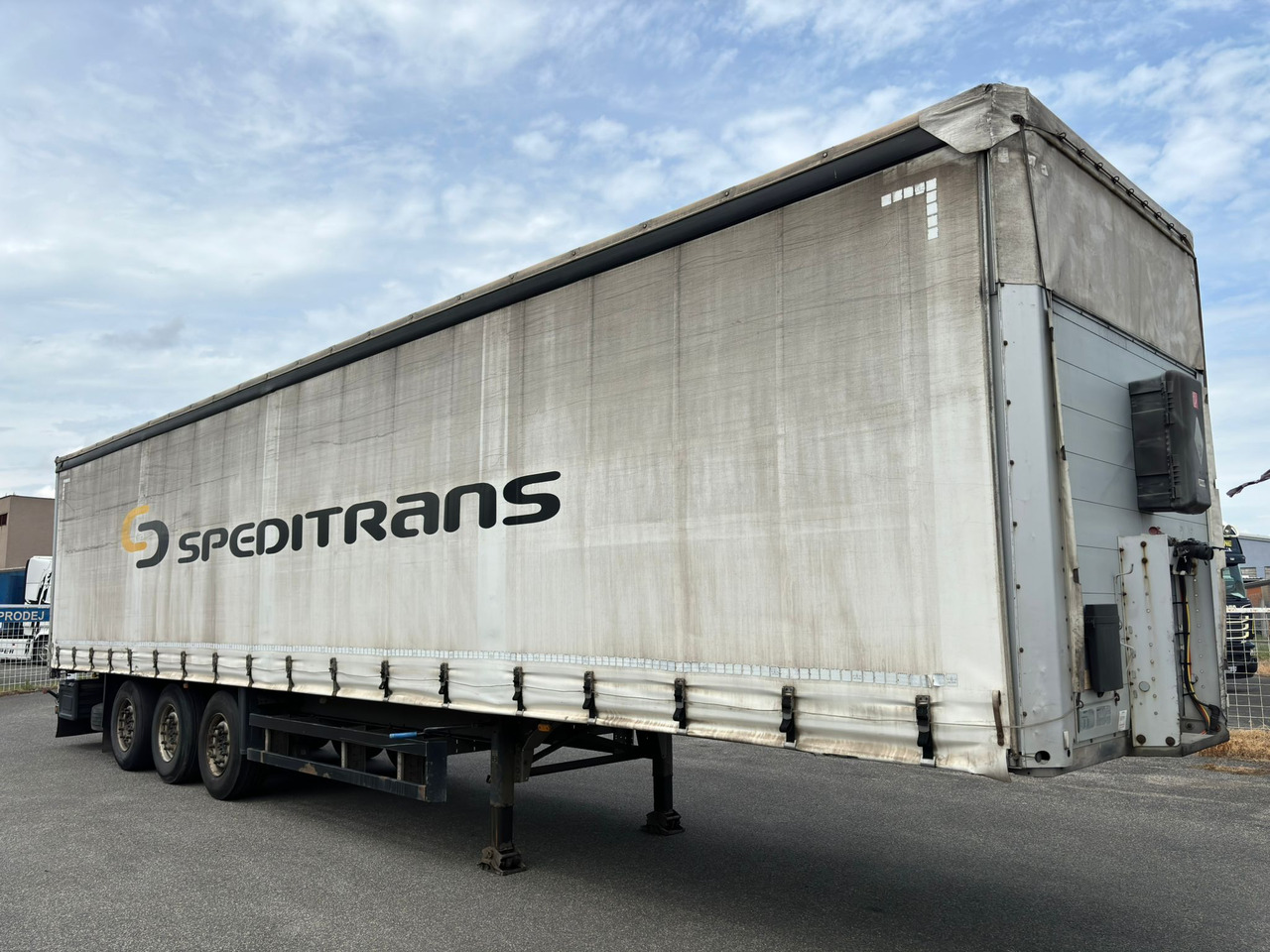 SCHMITZ SCS 24/L - Semi-trailer dengan terpal samping: gambar 3 SCHMITZ SCS 24/L - Semi-trailer dengan terpal samping: gambar 3