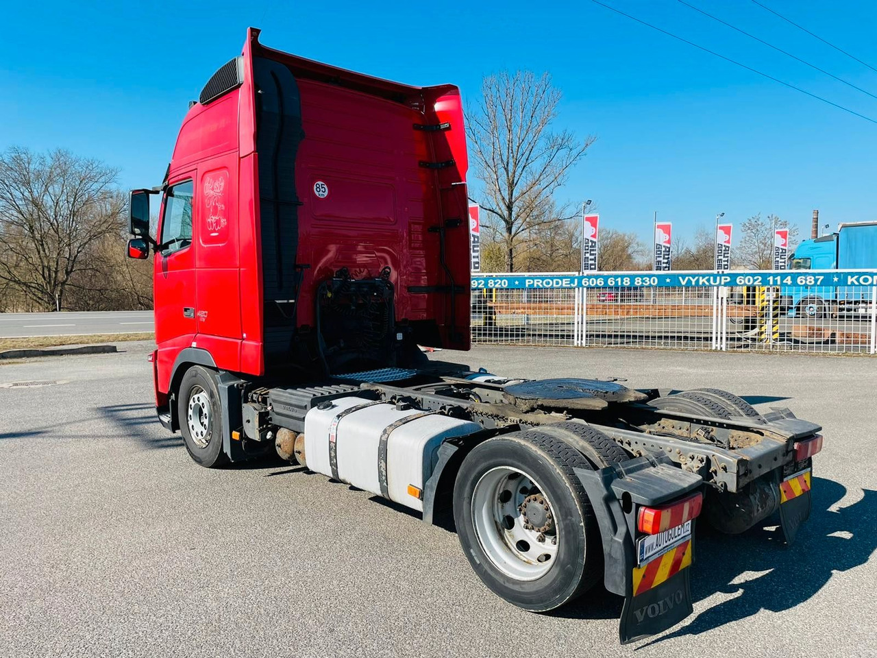 Volvo FH13 420 MEGA - Tractor head: gambar 4 Volvo FH13 420 MEGA - Tractor head: gambar 4