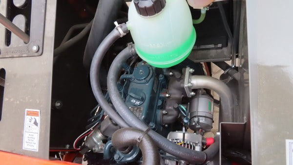 Mesin aspal Ausa D150RM: gambar 10