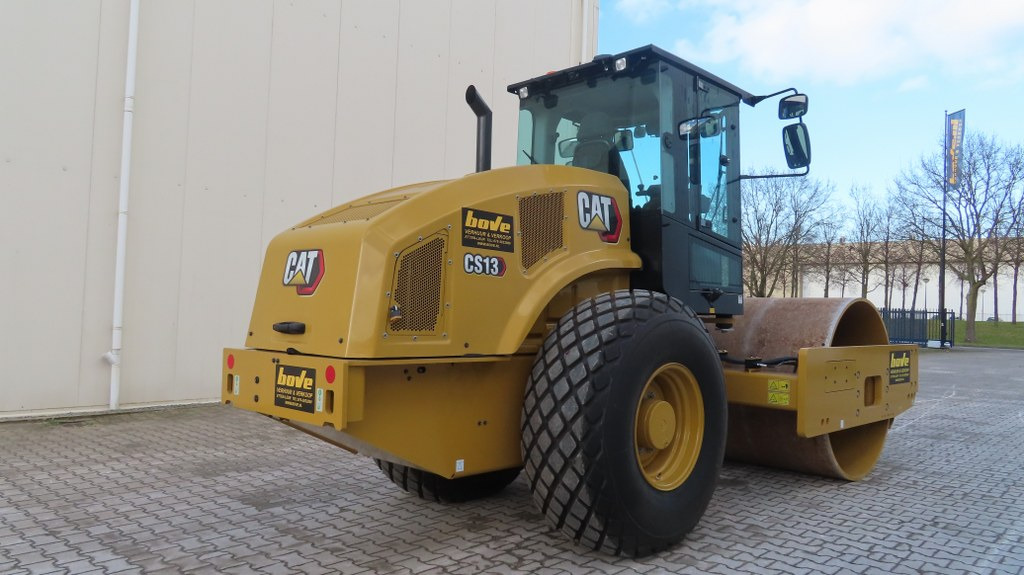 Caterpillar CS13 - Pemadat: gambar 2 Caterpillar CS13 - Pemadat: gambar 2