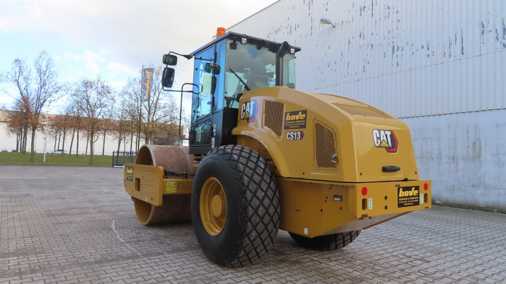 Caterpillar CS13 - Pemadat: gambar 4 Caterpillar CS13 - Pemadat: gambar 4