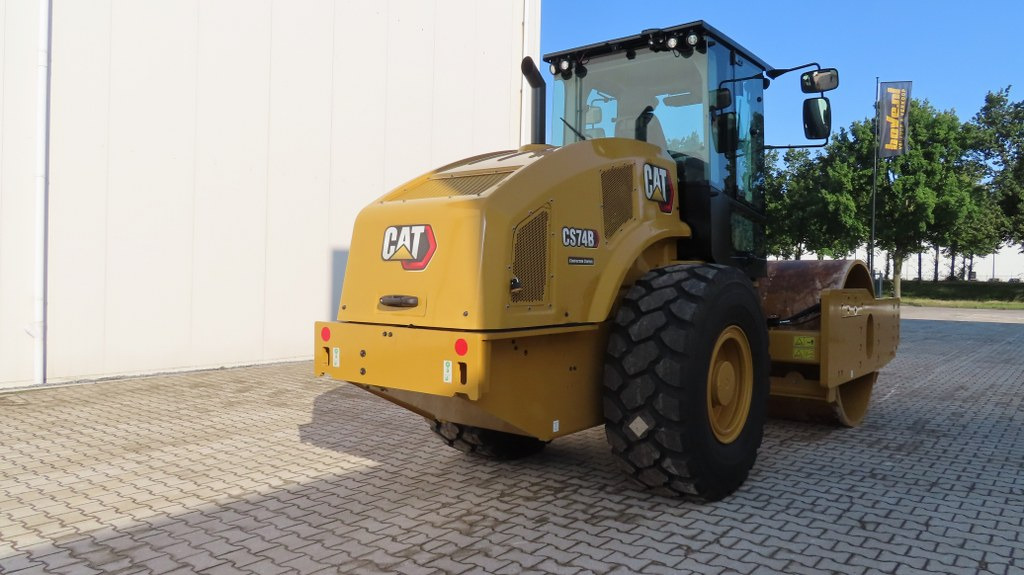 Caterpillar CS74B - Pemadat: gambar 2 Caterpillar CS74B - Pemadat: gambar 2