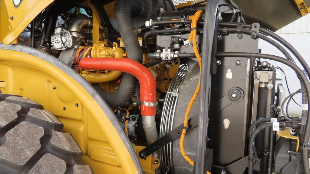 Pemadat Caterpillar CS74B: gambar 9