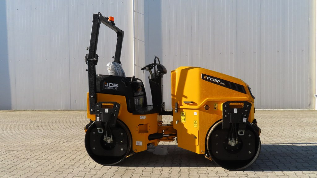 JCB CT380-130 - Roller jalan: gambar 1 JCB CT380-130 - Roller jalan: gambar 1