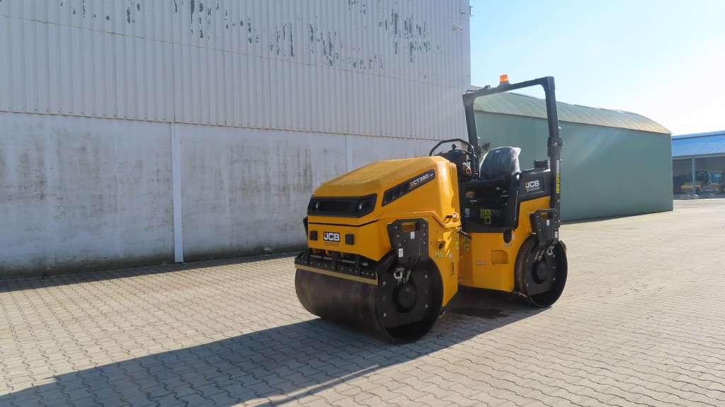 Roller jalan JCB CT380-130: gambar 6