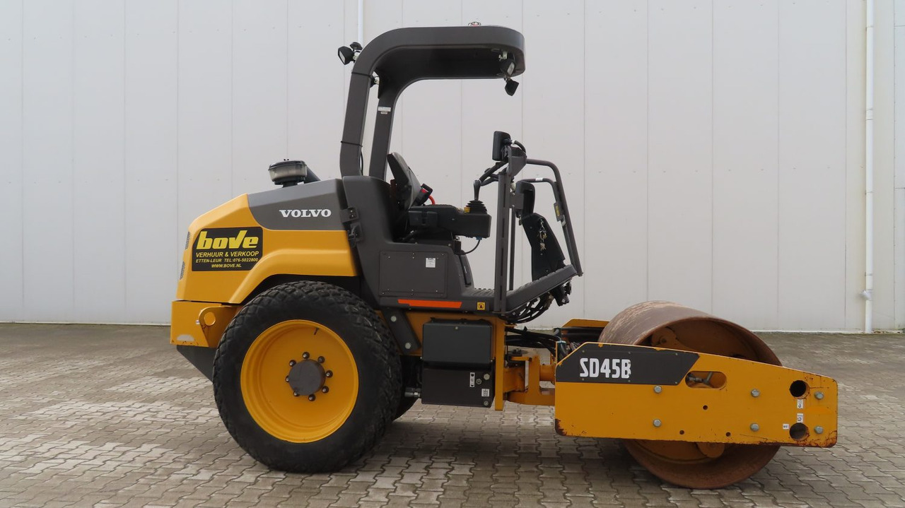 Volvo SD 45 B - Pemadat: gambar 1 Volvo SD 45 B - Pemadat: gambar 1