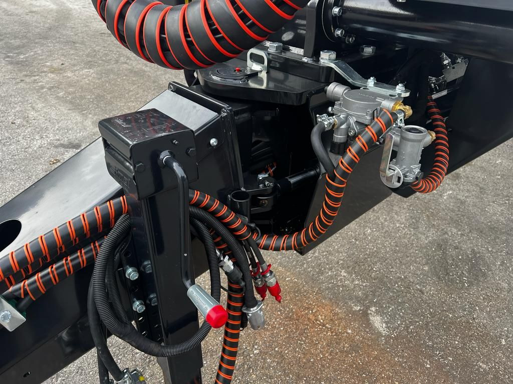 Trailer kehutanan baru BMF BMF 13T1 PRO mit BMF 905 HP Kran: gambar 12