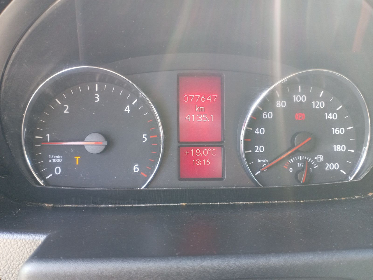 Volkswagen Crafter 50 Koffer 2.0 TDI LR 120 kW Diesel - Van box: gambar 4 Volkswagen Crafter 50 Koffer 2.0 TDI LR 120 kW Diesel - Van box: gambar 4