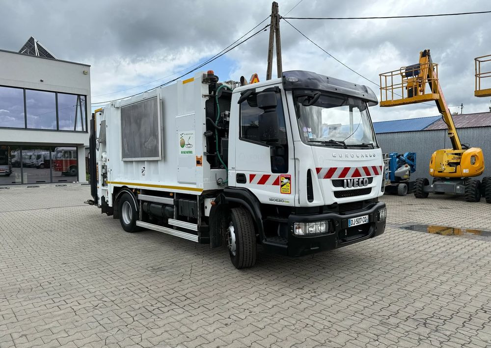 Iveco EUROCARGO CNG - Truk sampah: gambar 4 Iveco EUROCARGO CNG - Truk sampah: gambar 4