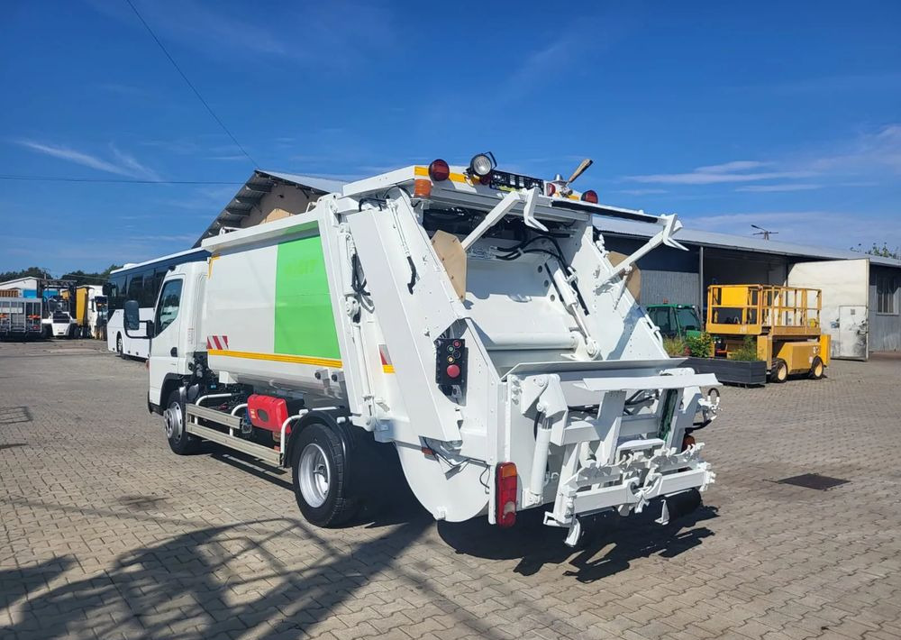 Mitsubishi Fuso Canter - Truk sampah: gambar 3 Mitsubishi Fuso Canter - Truk sampah: gambar 3