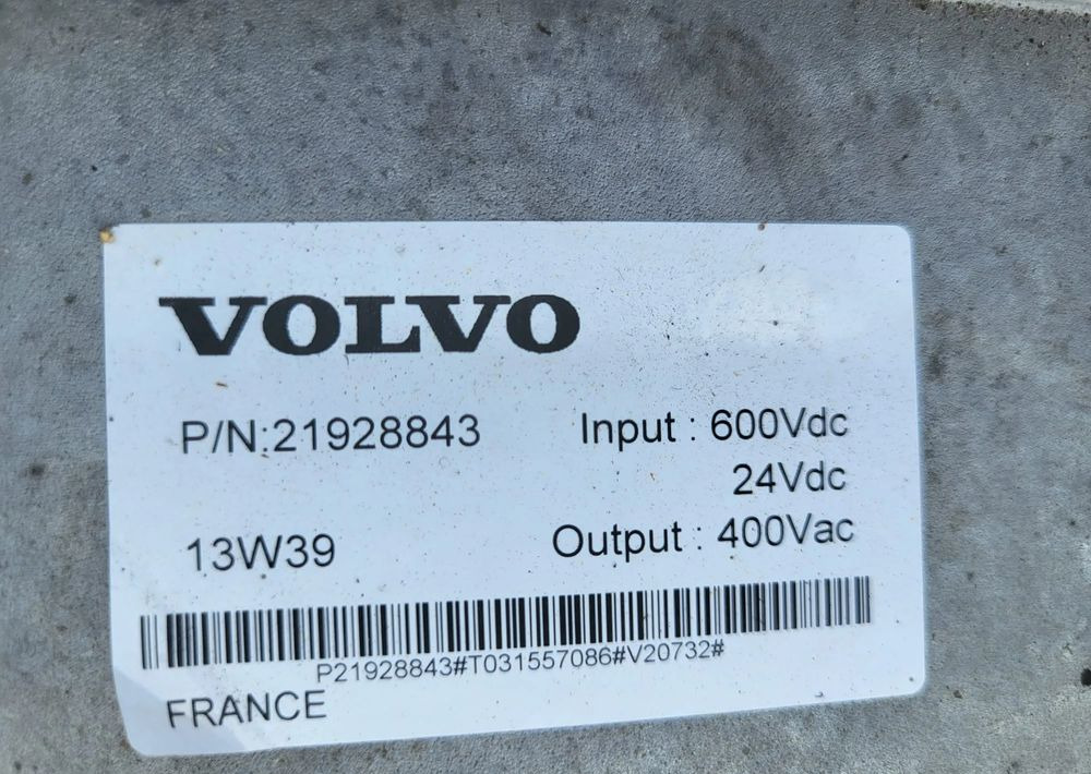 Kompletny system hybrydowy Volvo – akumulator HV, BDU, przetwornica, wiązka, BDU – NOWE - Suku cadang untuk Truk: gambar 4 Kompletny system hybrydowy Volvo – akumulator HV, BDU, przetwornica, wiązka, BDU – NOWE - Suku cadang untuk Truk: gambar 4