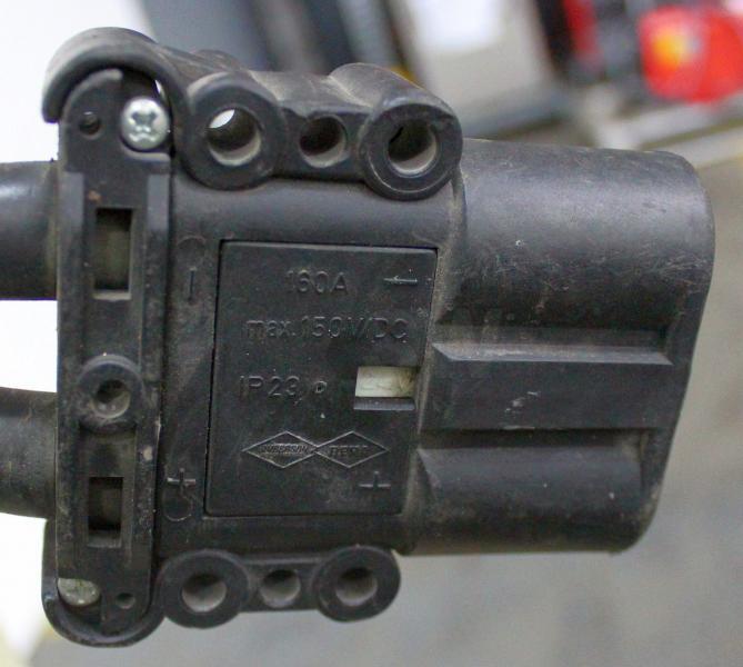 BENNING Tebetron D400 G 24/190 B-FTNI/0 - Baterai: gambar 4 BENNING Tebetron D400 G 24/190 B-FTNI/0 - Baterai: gambar 4