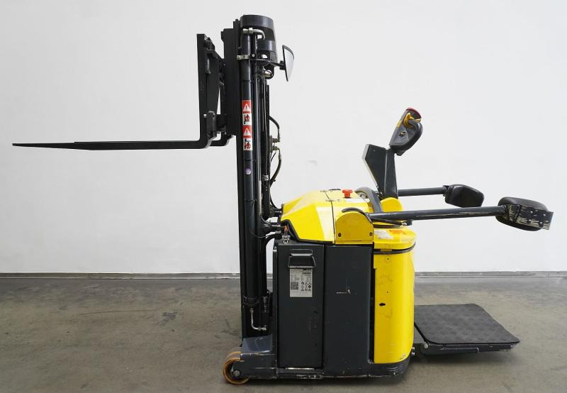 Combilift CS850 - Penumpuk: gambar 4 Combilift CS850 - Penumpuk: gambar 4