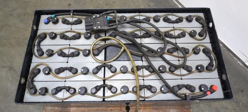 GBD 48 Volt 5 PzS 625 Ah - Baterai: gambar 3 GBD 48 Volt 5 PzS 625 Ah - Baterai: gambar 3