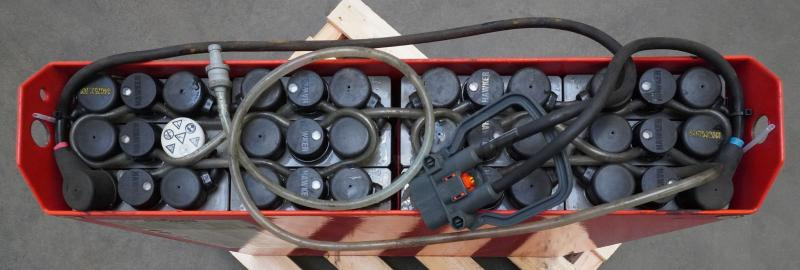 GRUMA 24 Volt 2 PzB 200 Ah - Baterai: gambar 5 GRUMA 24 Volt 2 PzB 200 Ah - Baterai: gambar 5