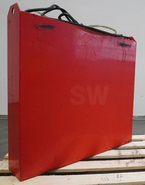 GRUMA 24 Volt 2 PzB 200 Ah - Baterai: gambar 4 GRUMA 24 Volt 2 PzB 200 Ah - Baterai: gambar 4