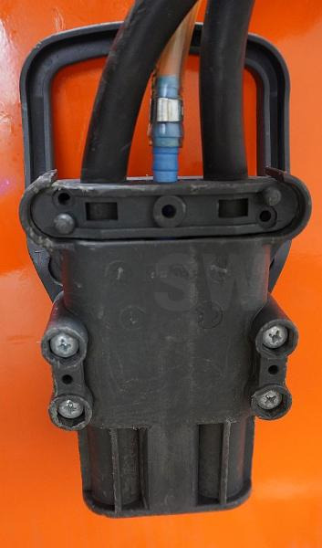 GRUMA 24 Volt 4 PzS 620 Ah - Baterai: gambar 4 GRUMA 24 Volt 4 PzS 620 Ah - Baterai: gambar 4