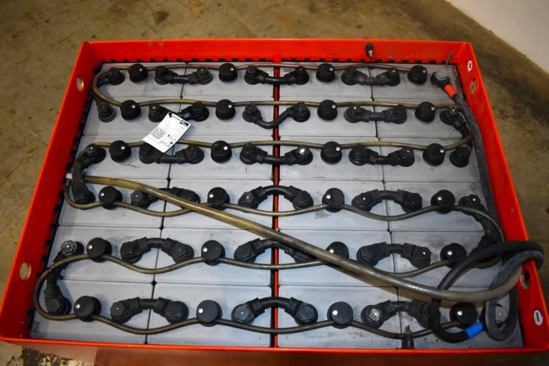 GRUMA 48 Volt 5 PzS 775 Ah - Baterai: gambar 3 GRUMA 48 Volt 5 PzS 775 Ah - Baterai: gambar 3