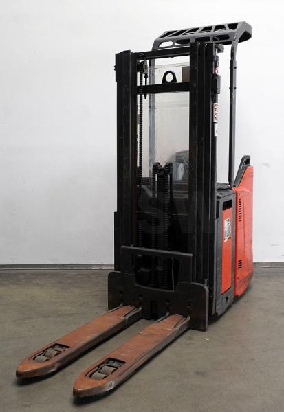Linde D 14 SP 133 - Penumpuk: gambar 2 Linde D 14 SP 133 - Penumpuk: gambar 2