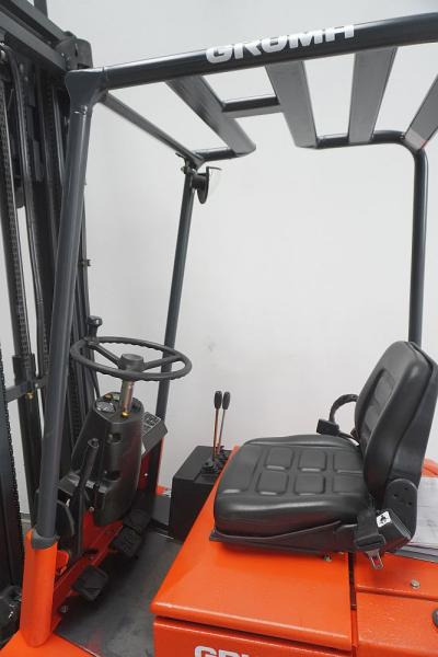 Linde E 12 Z 324 - Forklift listrik: gambar 3 Linde E 12 Z 324 - Forklift listrik: gambar 3