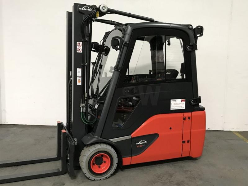 Linde E 18 L EVO 386-02 - Forklift listrik: gambar 1 Linde E 18 L EVO 386-02 - Forklift listrik: gambar 1