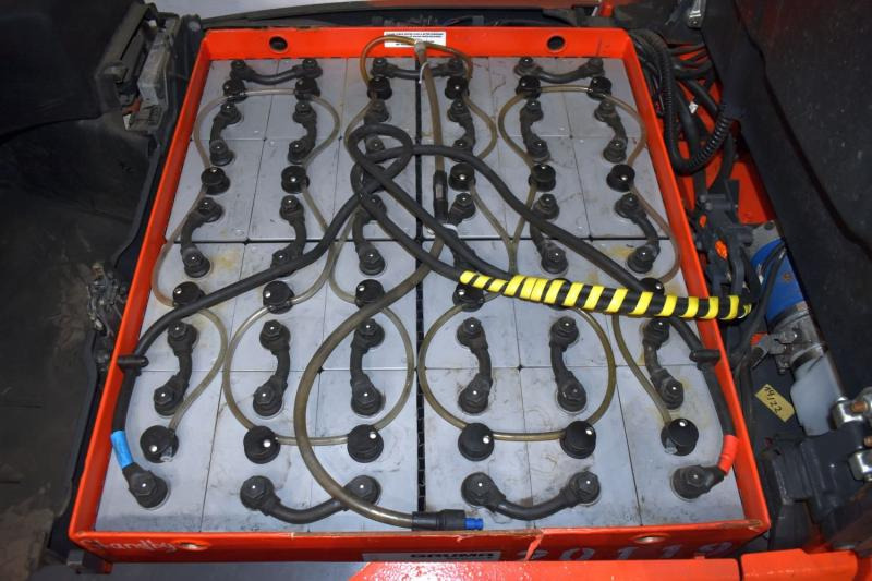 Linde E 20 L EVO 386-02 - Forklift listrik: gambar 5 Linde E 20 L EVO 386-02 - Forklift listrik: gambar 5