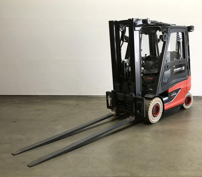 Linde E 25 387 - Forklift listrik: gambar 1 Linde E 25 387 - Forklift listrik: gambar 1