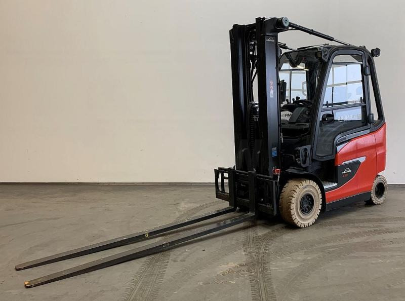Linde E 25/600 H 1252 - Forklift listrik: gambar 1 Linde E 25/600 H 1252 - Forklift listrik: gambar 1