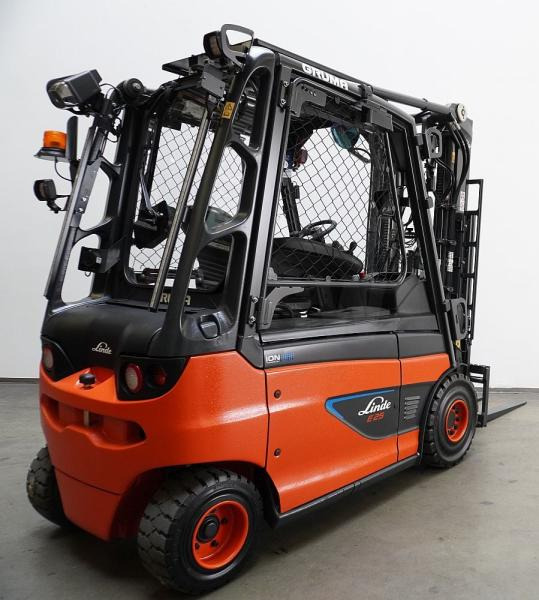 Linde E 25 ION 387 - Forklift listrik: gambar 2 Linde E 25 ION 387 - Forklift listrik: gambar 2