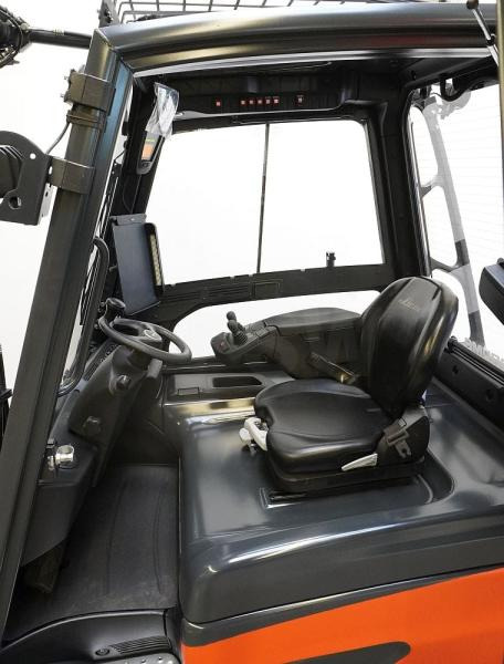 Linde E 25 L 387 - Forklift listrik: gambar 3 Linde E 25 L 387 - Forklift listrik: gambar 3