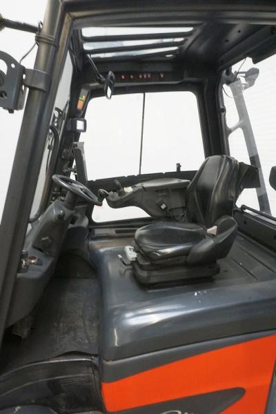Linde E 35/600 H 388 - Forklift listrik: gambar 3 Linde E 35/600 H 388 - Forklift listrik: gambar 3