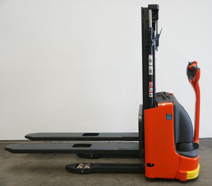Linde L 12 1172-01 - Penumpuk: gambar 3 Linde L 12 1172-01 - Penumpuk: gambar 3
