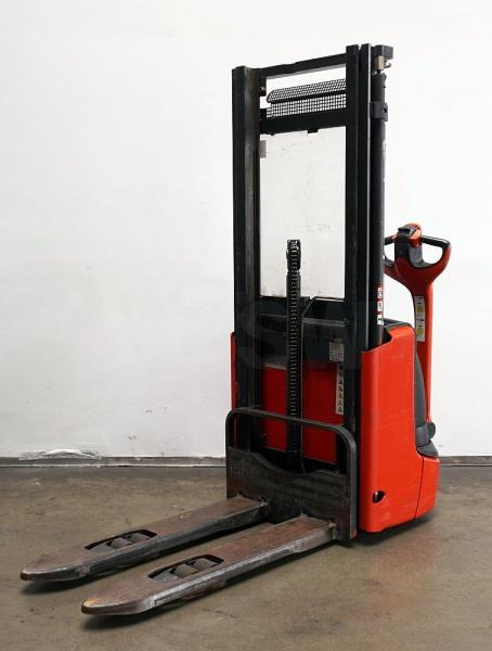 Linde L 12 1172 - Penumpuk: gambar 2 Linde L 12 1172 - Penumpuk: gambar 2