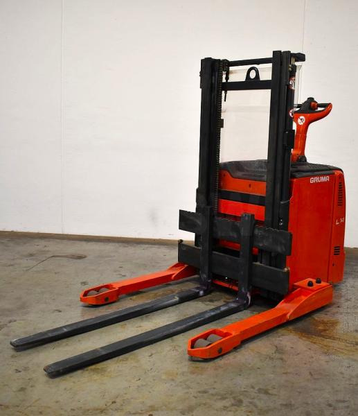 Linde L 14 AS 131 - Penumpuk: gambar 2 Linde L 14 AS 131 - Penumpuk: gambar 2