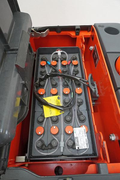 Linde L 14 AS AP 131 - Penumpuk: gambar 5 Linde L 14 AS AP 131 - Penumpuk: gambar 5