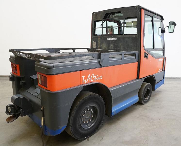 Linde P 250 127 - Traktor derek: gambar 2 Linde P 250 127 - Traktor derek: gambar 2