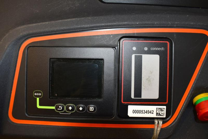 Linde P 60 C 4595-00 - Traktor derek: gambar 5 Linde P 60 C 4595-00 - Traktor derek: gambar 5