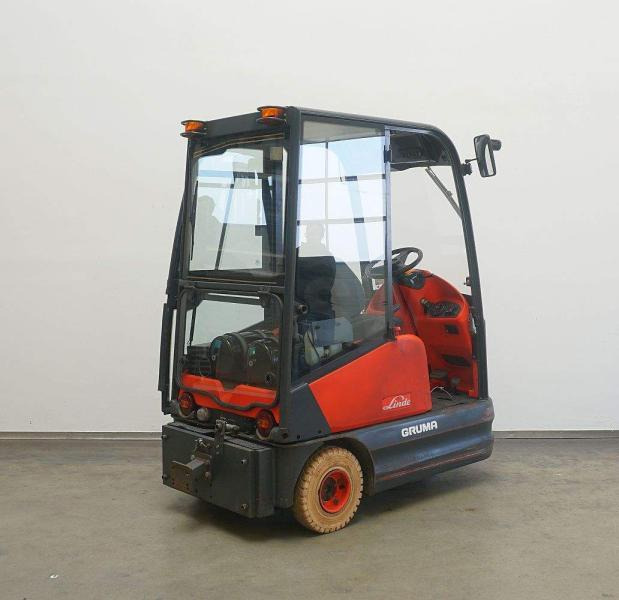 Linde P 60 Z 126 - Traktor derek: gambar 2 Linde P 60 Z 126 - Traktor derek: gambar 2