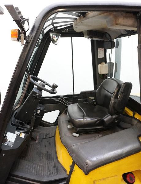 Yale GDP55MJ V2514 - Forklift diesel: gambar 3 Yale GDP55MJ V2514 - Forklift diesel: gambar 3