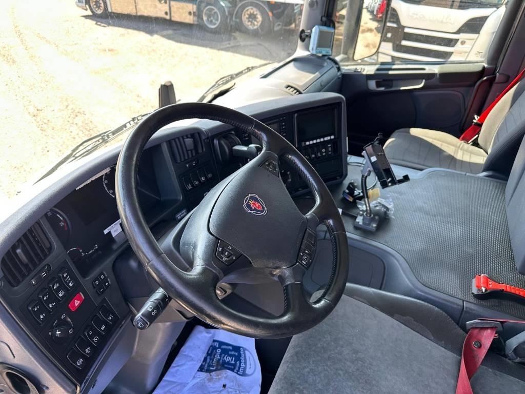 Scania P 360 - Truk box: gambar 4 Scania P 360 - Truk box: gambar 4