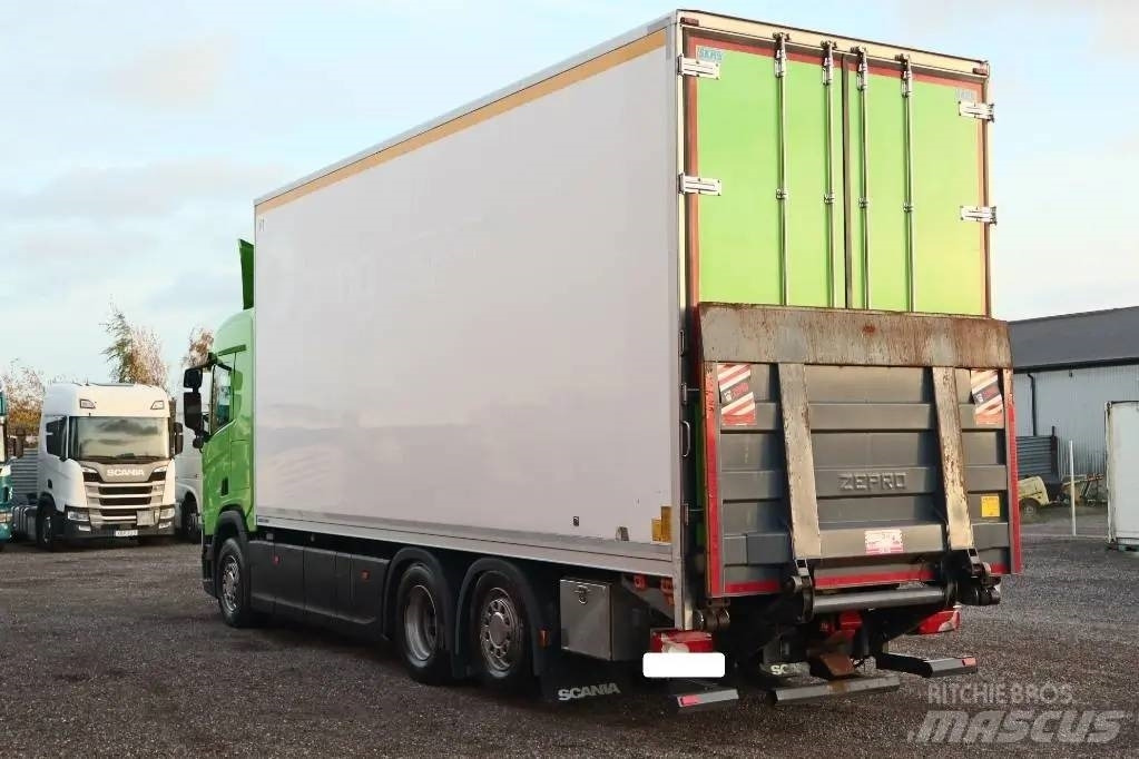 Scania R450B6X2*4NB Serie 2891 - Truk berpendingin: gambar 4 Scania R450B6X2*4NB Serie 2891 - Truk berpendingin: gambar 4