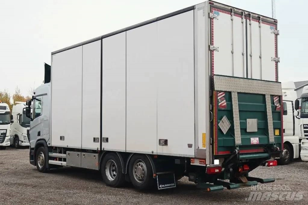 Scania R500B6X2*4NB Serie 8278 - Truk berpendingin: gambar 4 Scania R500B6X2*4NB Serie 8278 - Truk berpendingin: gambar 4