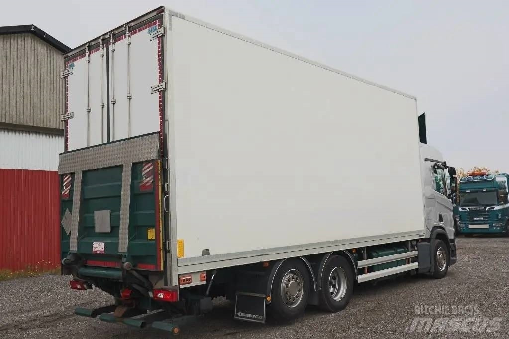 Scania R500B6X2*4NB Serie 8278 - Truk berpendingin: gambar 3 Scania R500B6X2*4NB Serie 8278 - Truk berpendingin: gambar 3