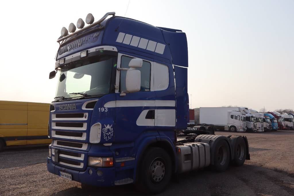 Scania R420LA6X2MNB serie 8047 - Tractor head: gambar 1 Scania R420LA6X2MNB serie 8047 - Tractor head: gambar 1