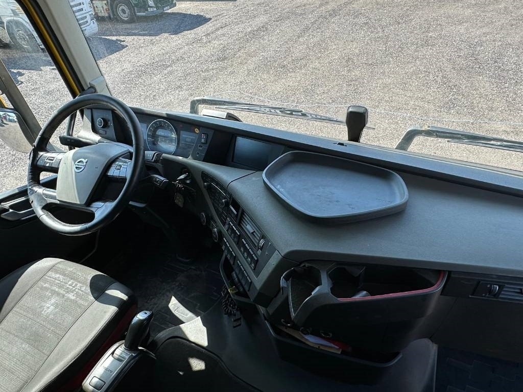 Volvo FH 500 serie 3658 - Truk sasis: gambar 3 Volvo FH 500 serie 3658 - Truk sasis: gambar 3
