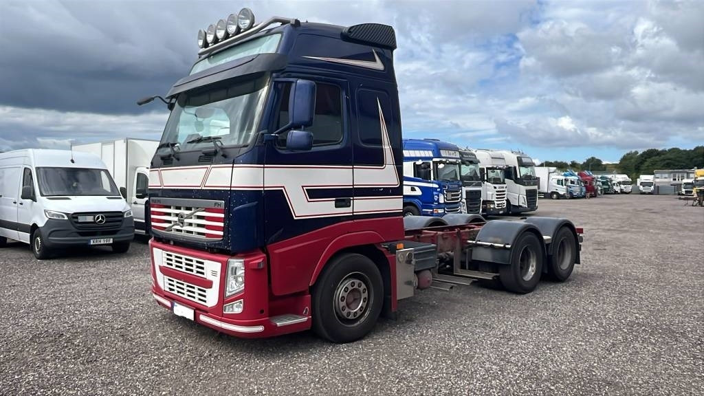 Volvo VOLVO FH 6*2 serie nr 1316 - Truk sasis: gambar 1 Volvo VOLVO FH 6*2 serie nr 1316 - Truk sasis: gambar 1