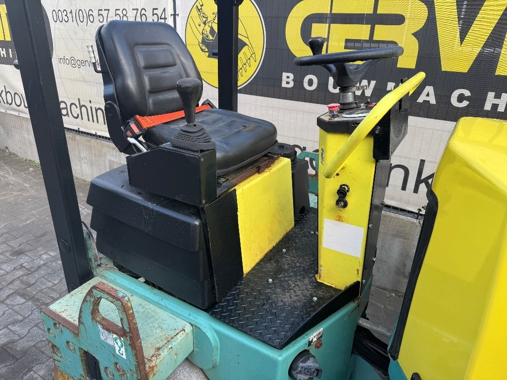 Ammann AV 33-2 - Roller jalan: gambar 4 Ammann AV 33-2 - Roller jalan: gambar 4