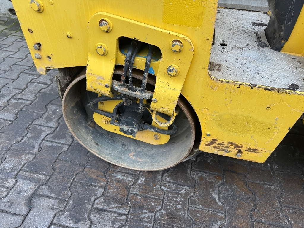 Roller jalan Bomag BW 80 AD-5: gambar 11