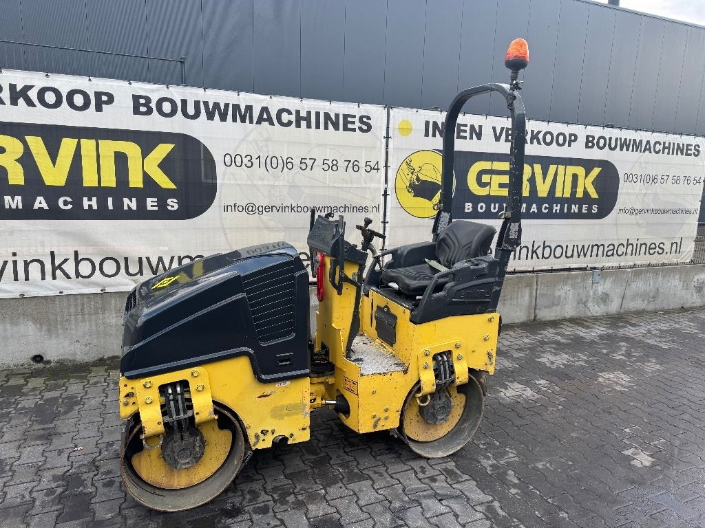 Bomag BW 80 AD-5 - Roller jalan: gambar 2 Bomag BW 80 AD-5 - Roller jalan: gambar 2