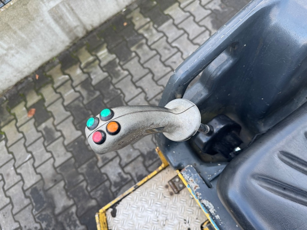 Roller jalan Bomag BW 80 AD-5: gambar 6